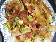 -乐山食古香跷脚牛肉