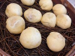 -佬钱湾仔(衣裳街店)