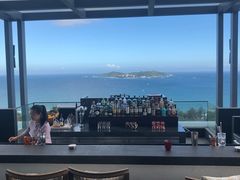 -瑰丽酒店·海吧·天际下午茶·现场DJ·天台酒吧