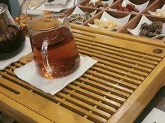-梁鸿湿地丽笙度假酒店大堂吧