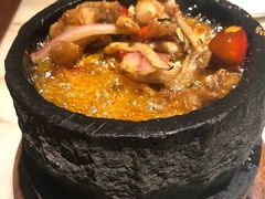 石锅美蛙-佬麻雀·新湘菜(珠海金发购物中心店)