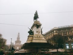 -斯福尔扎古堡
