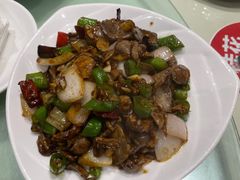 小炒鸡杂-旅宁大酒店