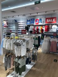 -巴拉巴拉(首创奥特莱斯店)