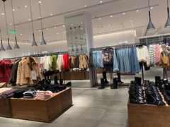 -URBAN REVIVO(西安Momopark店)