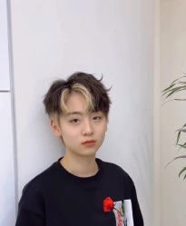 -朗峰专业美发沙龙