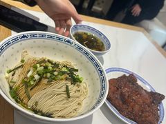 -鲁达面馆本帮风味(共康东路店)