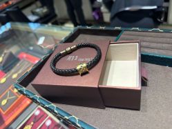 -周生生Chow Sang Sang(新世界店)