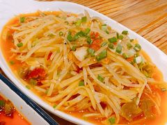 酸辣土豆丝-兔槽江湖菜·重庆璧山兔(水围店)