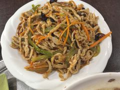 -金卯白肉罩火烧
