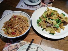 -黄泥岗·地道湖北菜(奥特莱斯店)