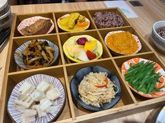 -轻蔬不用等·素食(江苏路店)