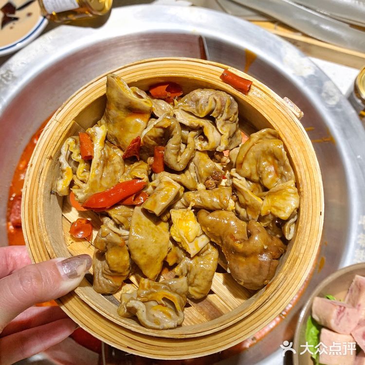 很多明星光顾过的重庆卤校长，你吃过没？