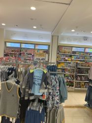 -爱婴室(绍兴柯桥万达华润万家店)