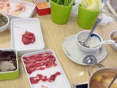 -杨老板·海鲜集市火锅·鲜切牛肉(中防万宝店)