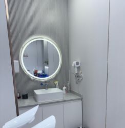 -痘院士专业祛痘皮肤管理