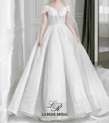 -拉瑞娜LaReine婚纱礼服高级定制