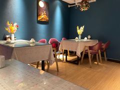 -忘忧草融合私房菜(红鼎国际店)