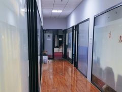 -艺桐年艺术培训中心