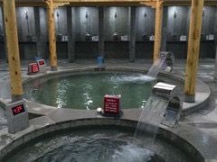 -绿岛汤泉韩式休闲会所