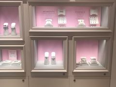 -Pandora潘多拉珠宝(宝山万达广场店)