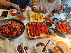 -肥肥虾庄·金牌油焖大虾(沙湖店)