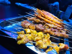掌中宝-西街夜油条·麻团包乌饭