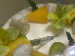 -山与蓝·轻糖鲜果蛋糕(勒泰店)