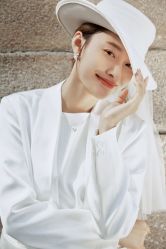 -雨墨婚纱摄影工作室