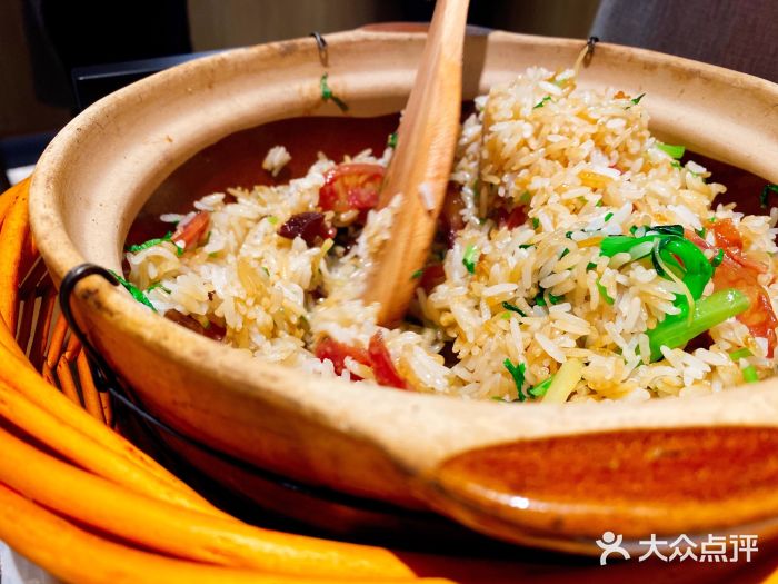 汤伯府·猪肚鸡火锅(龙茗路别墅店)现煲腊味煲仔饭图片