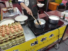 -清真老马家国华牛奶鸡蛋醪糟(正宁路店)