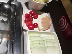 -海底捞火锅鲜切牛肉主题店(长寿路店)