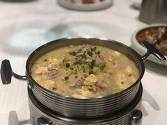 酸菜炖拆骨肉冻豆腐-红樱桃·欢乐餐厅(太原里店)