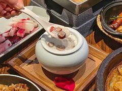 牛奶炖桃胶雪莲子-小团圆餐厅(欧洲城店)
