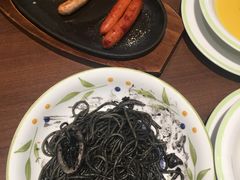 威尼斯风味墨鱼汁意面-萨莉亚意式餐厅(杭州滨江天街店)