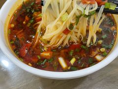 酸汤面-子午路张记肉夹馍(翠华路店)