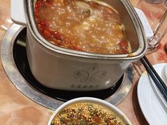 特色牛油锅-清真军邺·金富苑肥牛(石坡街旗舰店)
