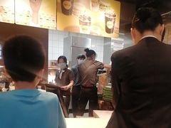 -麦当劳(皇岗路店)