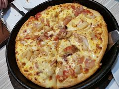 海鲜至尊和美式经典双拼披萨-必胜客(紫竹桥苏宁店)
