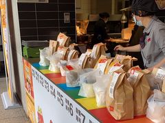 -麦当劳(中二横路店)