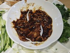 -关东小磨东北菜(上海长风大悦城店)