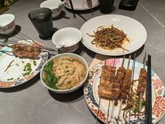 -羊门客在·烤盐池滩羊·川菜