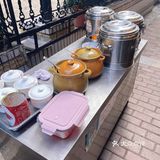 几年前去重庆旅游，朋友介绍这家老字号店。锅底很便宜