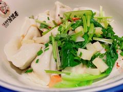 油泼韭菜猪肉饺-吴满满油泼面(北方风味园店)