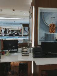 -粤豪珠宝(贝丽北路店)