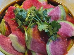 -鱼窝棚柴火铁锅炖(富山屯店)