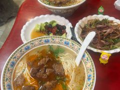 -金杨拉面王小吃面馆·牛三宝面·红烧牛肉粉