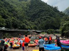 -安吉龙王山峡谷漂流
