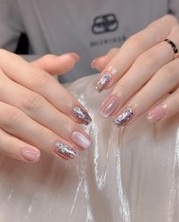 -H12 STAR日式美甲美睫专门店