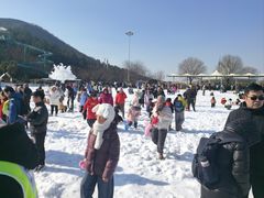 -汤山欢乐雪世界